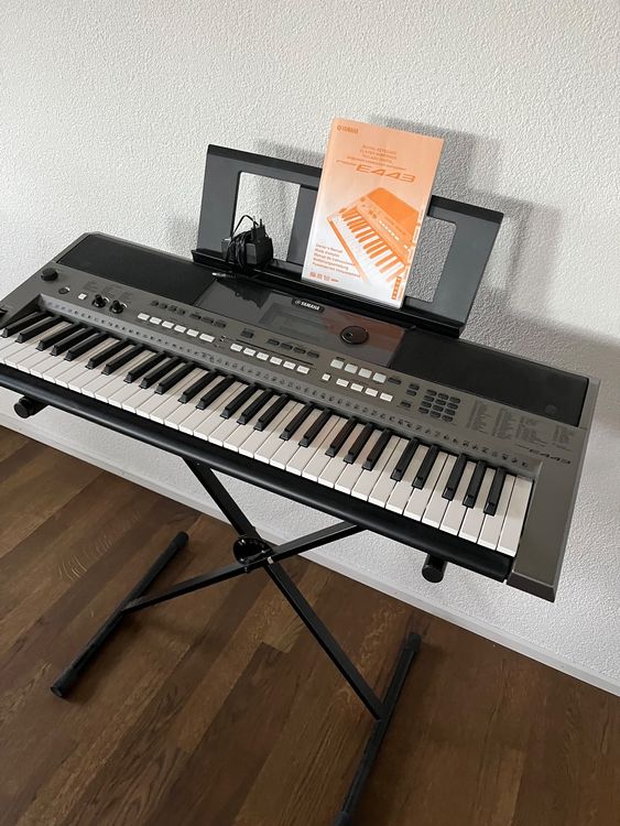 Keyboard Yamaha Psr E Kaufen Auf Ricardo