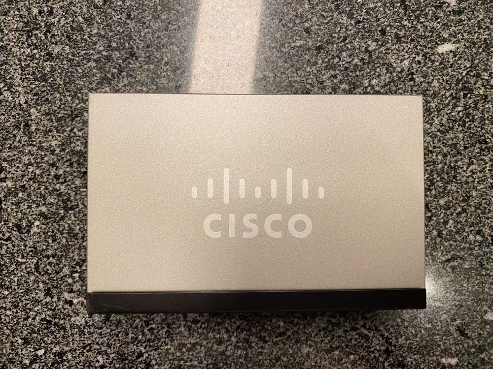 Cisco SG100D 08 V2 8 Port Gigabit Ethernet Desktop Switch Kaufen Auf