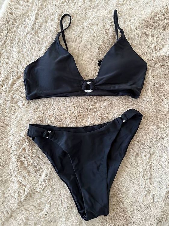 Schwarzer Bikini Gebraucht in Zwingen für CHF 25 nur Abholung auf