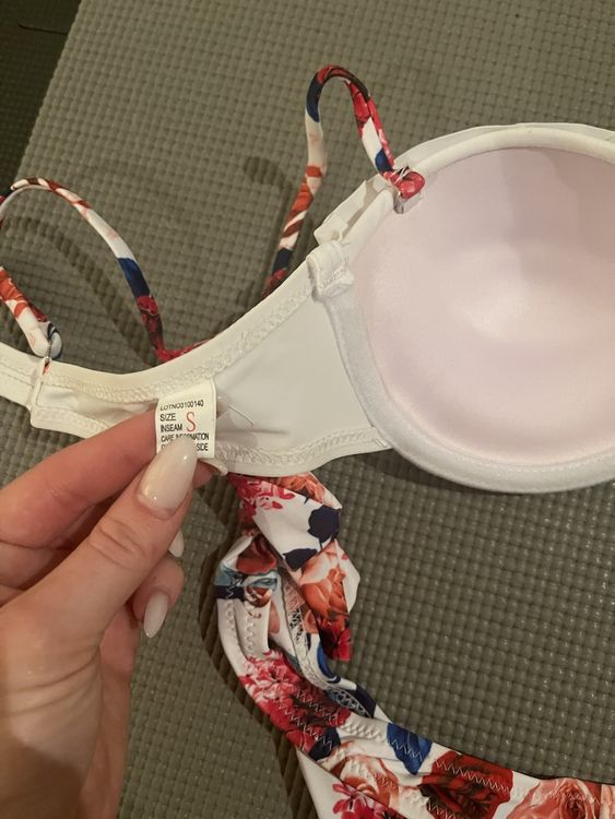 Wunderschönes Bikini mit Bügel Gr S Kaufen auf Ricardo