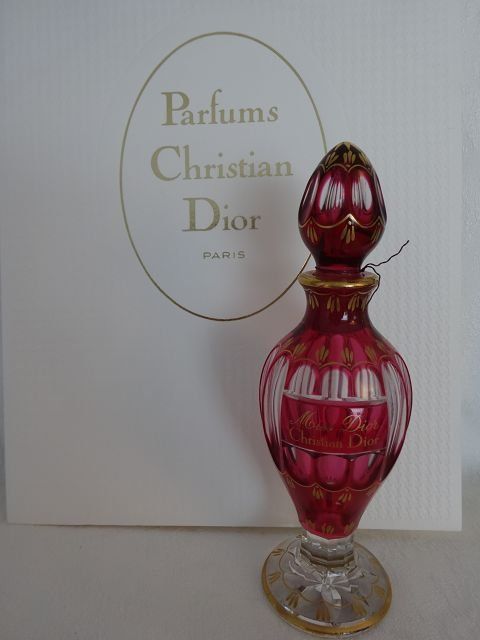 ANTIQUE FLACON MISS DIOR RED AMPHORA BACCARAT IN BOX 1949 Kaufen