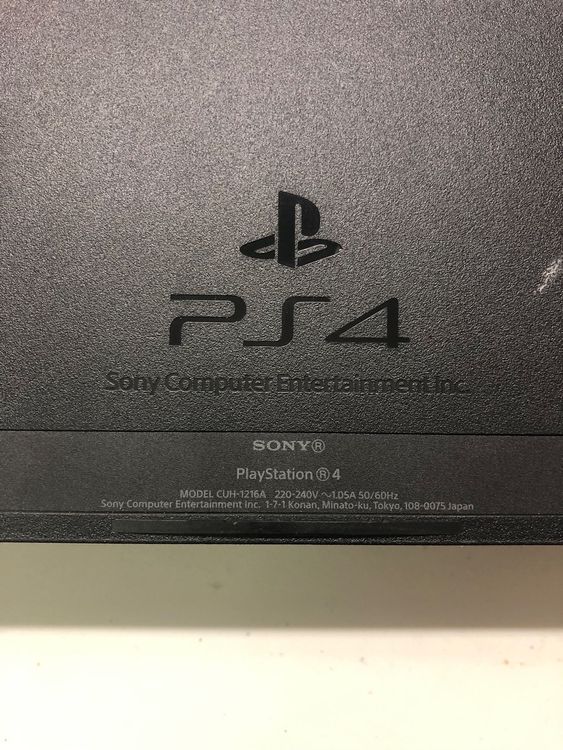 Sony Ps Konsole Gb Mit Pads Und Zubeh R Kaufen Auf Ricardo