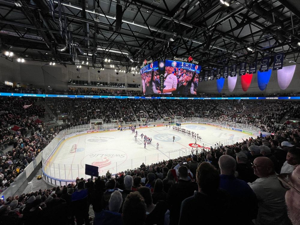 Zsc Vs Lausanne X Stehpl Tze Erwachsene Heimsektor Kaufen