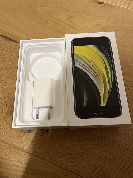 Iphone Se Gb Mit Case Kaufen Auf Ricardo