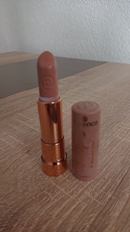 Essence Lipstick Hydrating Nude Neuwertig Top Gebraucht In