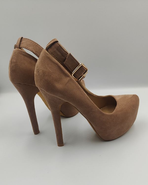 Sergio Todzi Heels Size 38 Classic Nude Style Gebraucht In