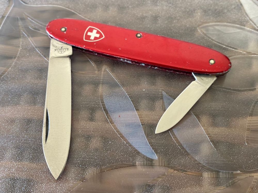 Sch Nes Uraltes Sackmesser Elinox Alox Rot Klingen Kaufen Auf Ricardo