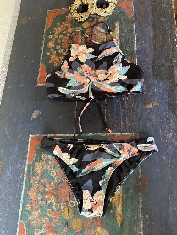 ROXY Bikini Pancho Bikini Größe Gebraucht in Interlaken für CHF