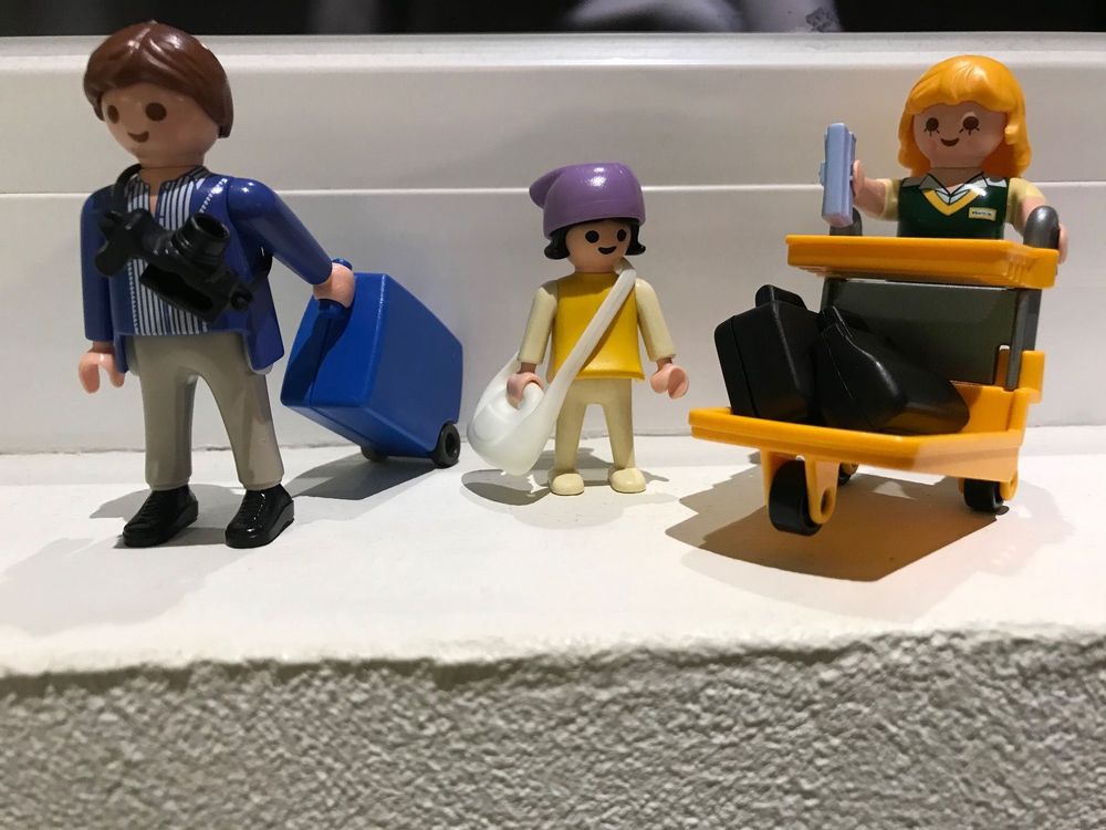 Playmobil Familie Am Flughafen Kaufen Auf Ricardo