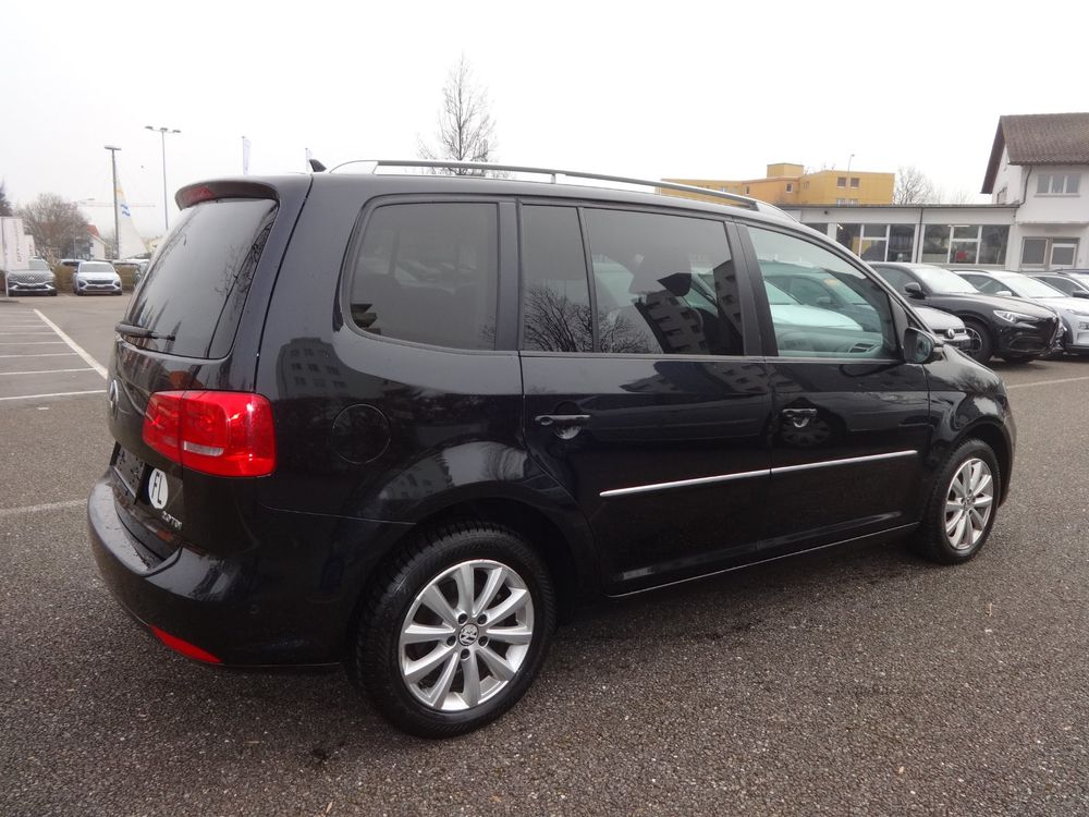 Vw Touran Tdi Ps Highline Pl Tze Gang Kaufen Auf Ricardo