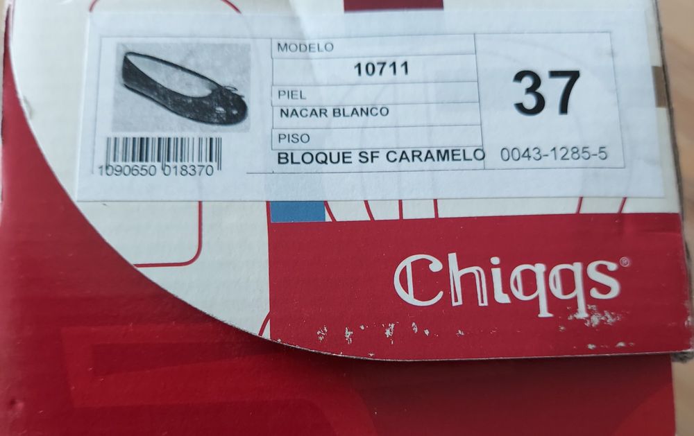 Neue Weisse Chiqqs Ballerinas Gr 37 Kaufen Auf Ricardo