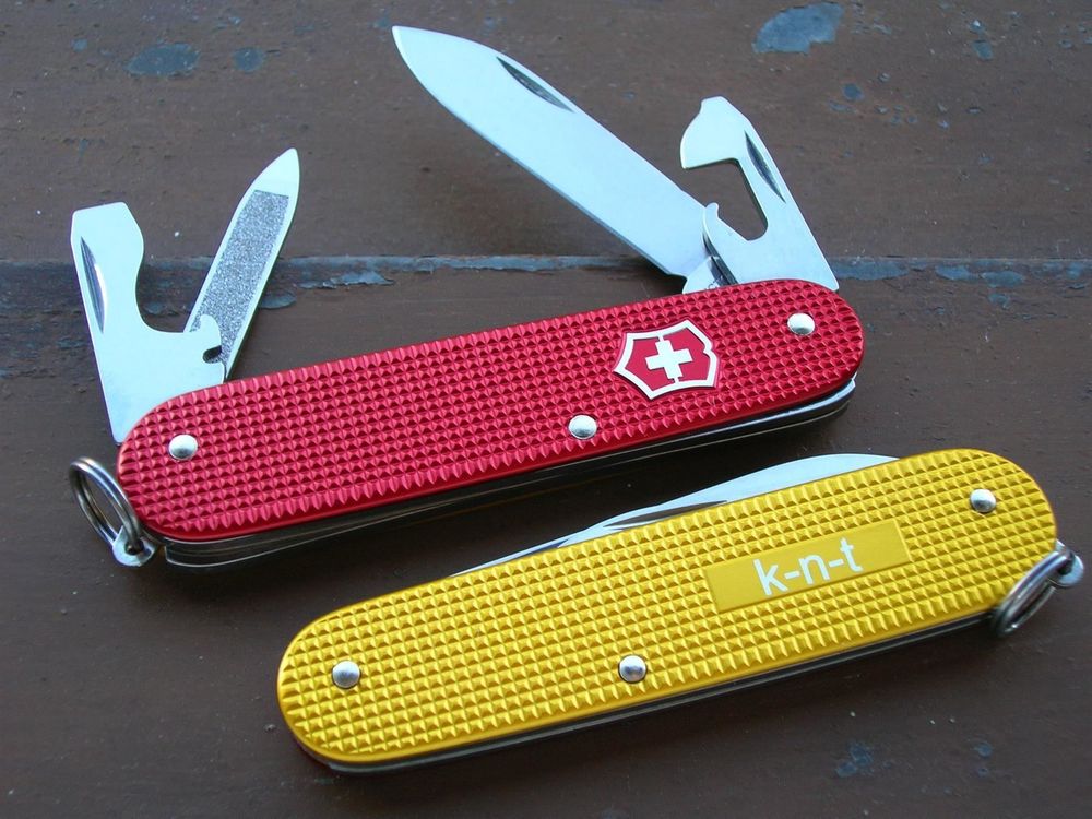 Victorinox Alox Cadet Bicolor Rot Gold Kaufen Auf Ricardo