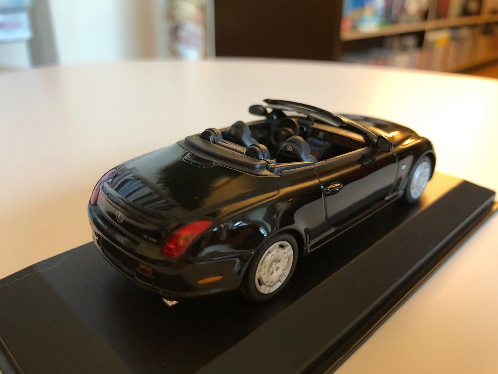 Lexus Sc Cabriolet In Onyxschwarz Minichamps Kaufen Auf