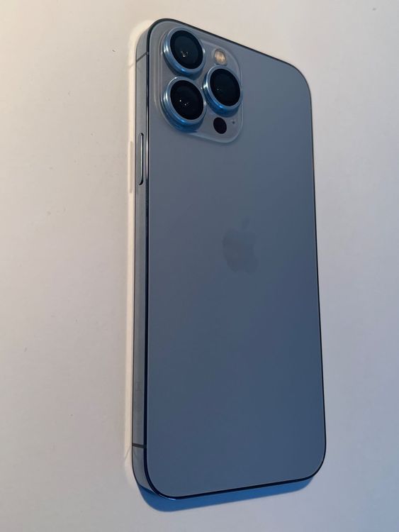 Iphone Pro Max Sierra Blue Gb Mit Airpods Kaufen Auf Ricardo