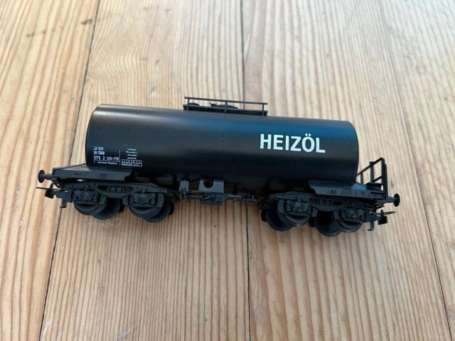 Bogenlampe Märklin 7048 inkl Heizöl Güterwagen neuwertig Kaufen auf