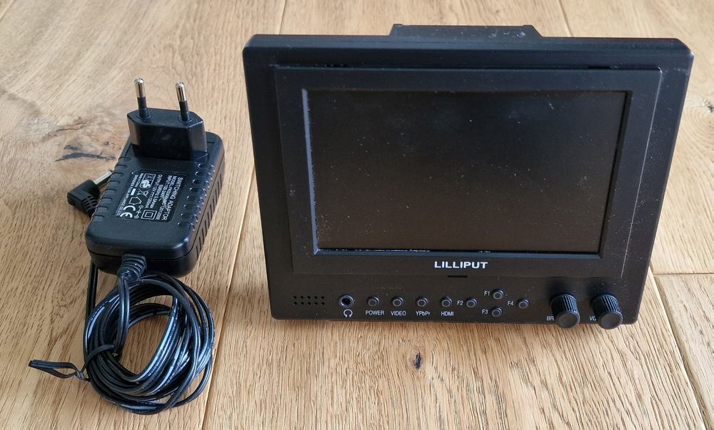 Lilliput O Zoll Mini Monitor Farbig Kaufen Auf Ricardo