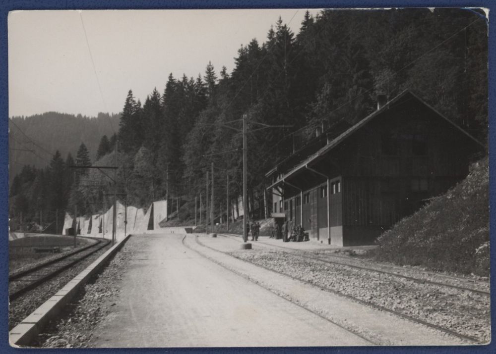 Ein Foto Vom Br Nig Bahnhof Kaufen Auf Ricardo