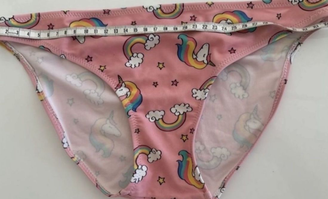 Bikini mit Einhorn Print Grösse 134 140 Neu gemäss Beschreibung in