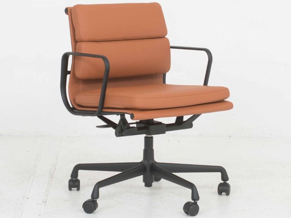 Vitra Eames Ea Soft Pad B Rostuhl Leder Cognac Neu Kaufen Auf