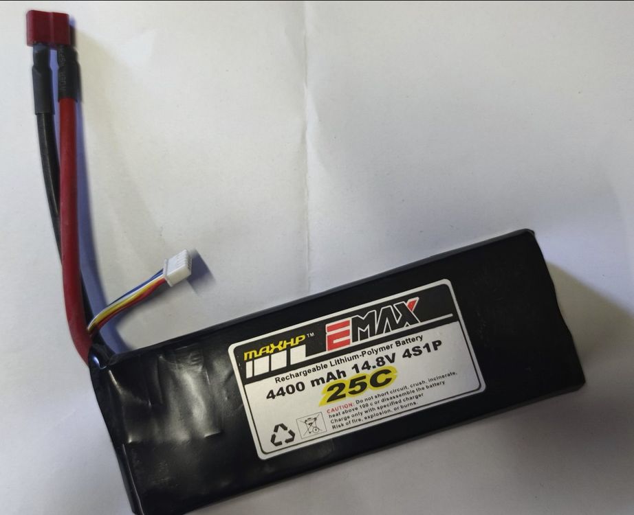 Lipo EMAX 4400 MAh 14 8 V 4S1P 25 C Kaufen Auf Ricardo