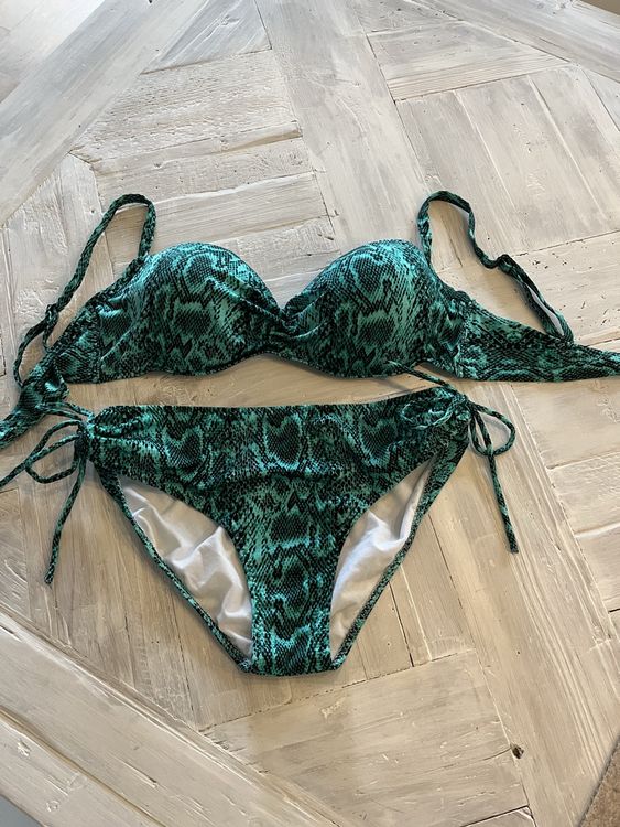 Cooler Smaragdgrüner Bikini Gebraucht in Uster für CHF 8 mit