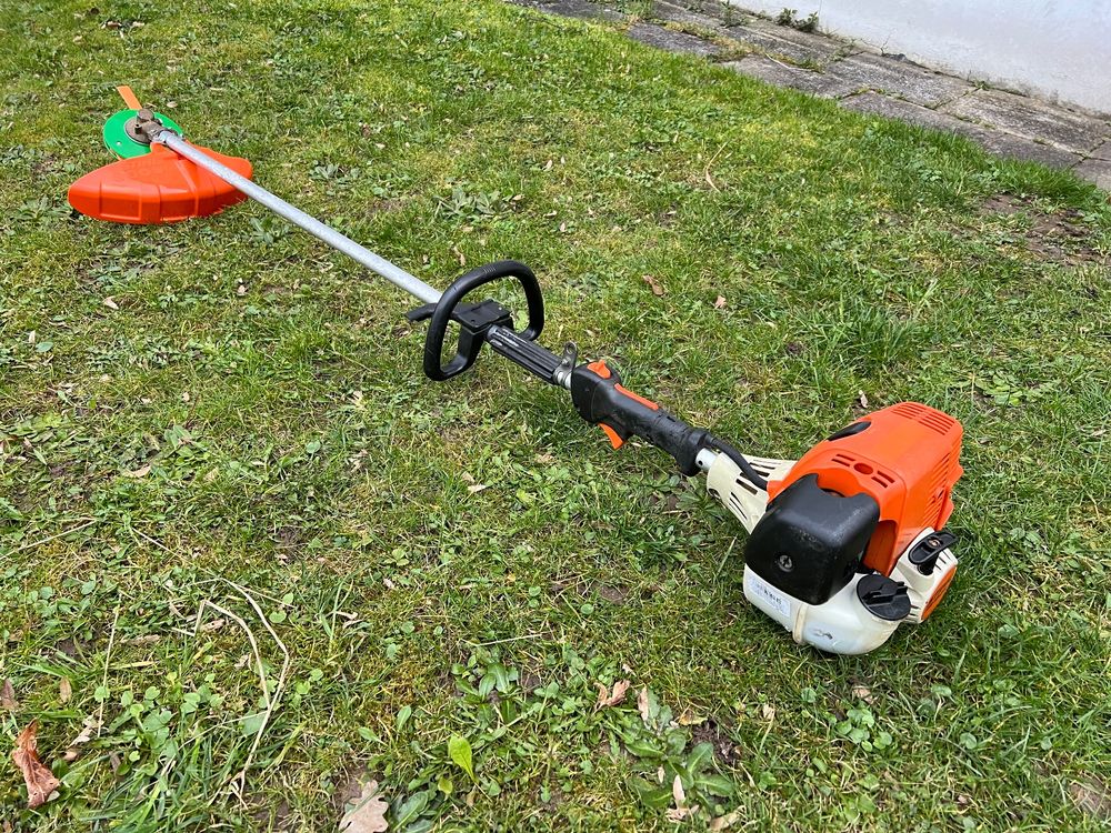 Profi Rasentrimmer STIHL FS 130 R Buhjar 2016 Kaufen Auf Ricardo