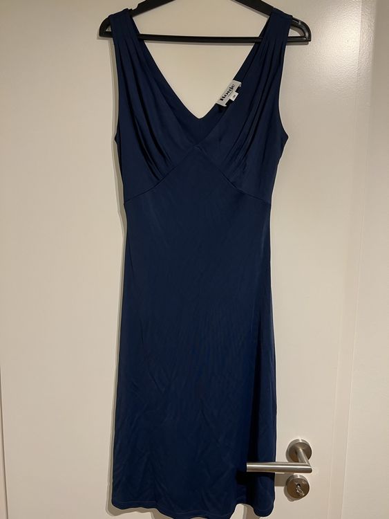 Rouje Robe Bleue Taille 38 Kaufen Auf Ricardo