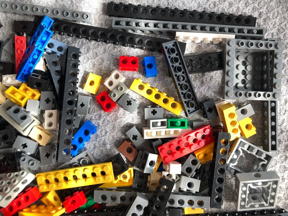 300 Gramm Gerade Und Spezielle Lego Technik Lochbalken Kaufen Auf Ricardo