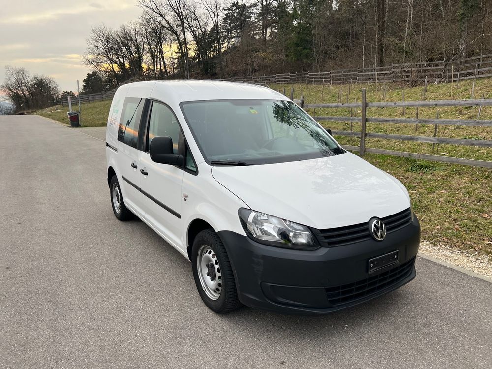 Vw Caddy Ecofuel Frisch Ab Mfk Und Grossem Service Kaufen Auf