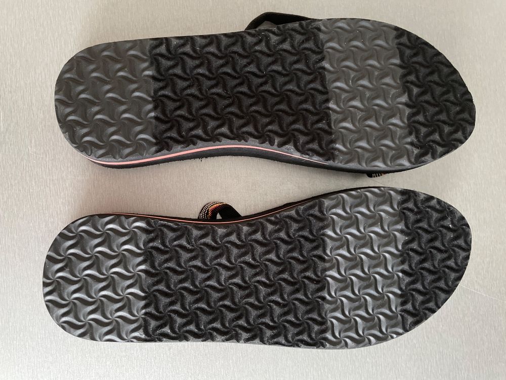 Teva Flipflops Zehentrenner Kaufen Auf Ricardo