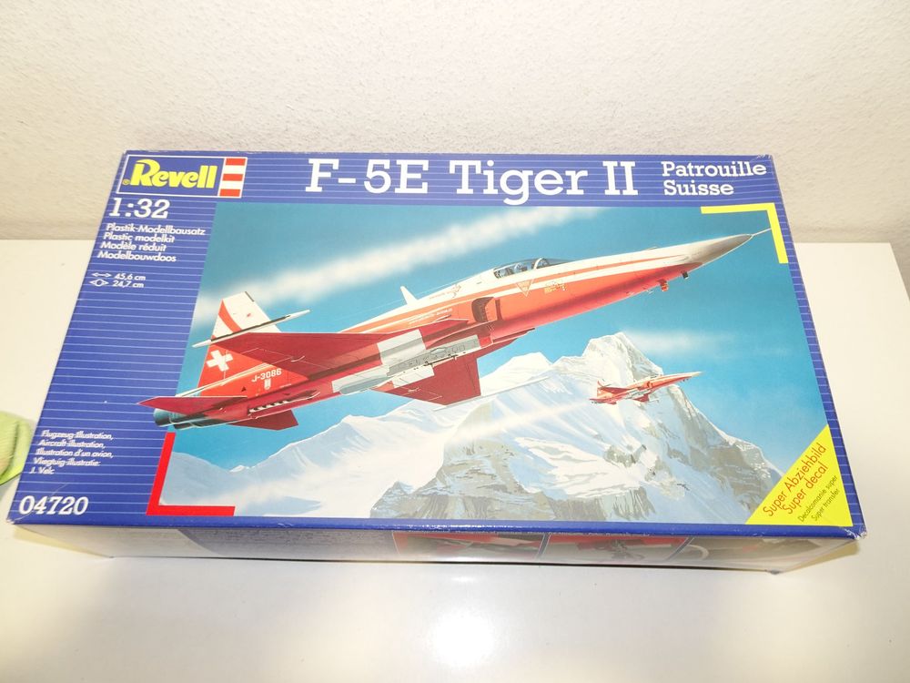 Revell Tiger F E Ll Bausatz Patrouille Suisse Kaufen Auf