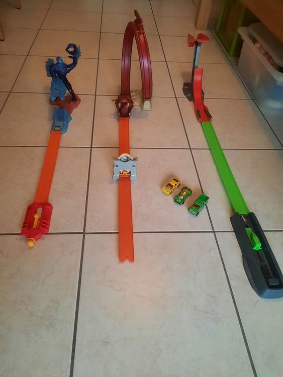 Hot Wheels Set Gebraucht in Lommis für CHF 10 mit Lieferung auf