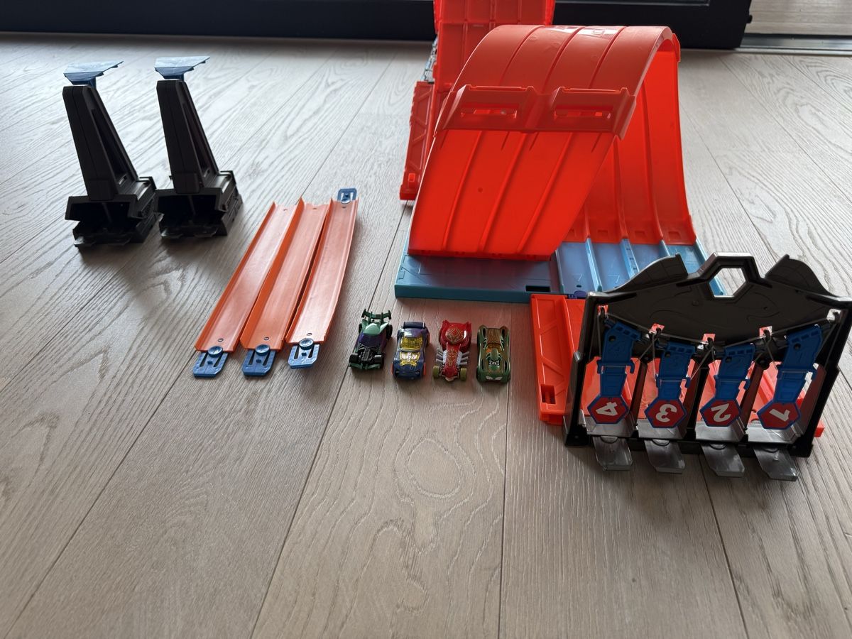 Hot Wheels Track Builder Multi Loop Box Inkl Autos Gebraucht In