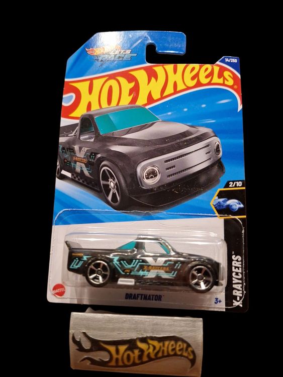 Hot Wheels X Raycers 2025 Draftnator 2 10 L Neu und originalverpackt in Adlikon für CHF 2 5