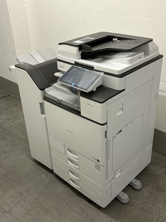 Ricoh MP C5504 mit Broschürenfinisher Kaufen auf Ricardo