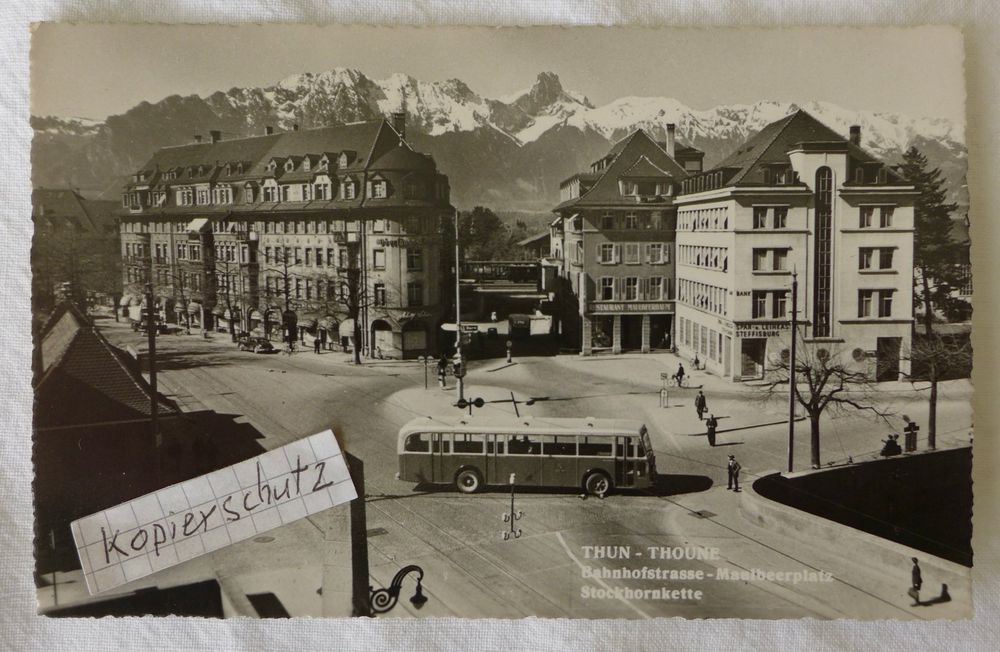 AK THUN BE Bahnhofstrasse Maulbeerplatz Trolleybus Belebt Kaufen