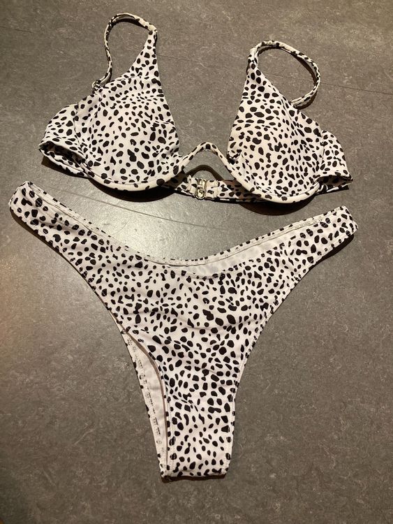 Bikini Leo Muster schwarz weiss Gebraucht in Zürich für CHF 7 mit