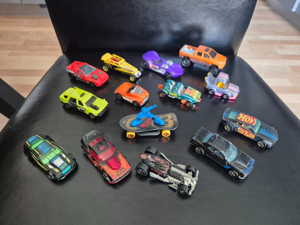 Diverse Hot Wheels Sammlung Viele Verschiedene Autos Gebraucht In