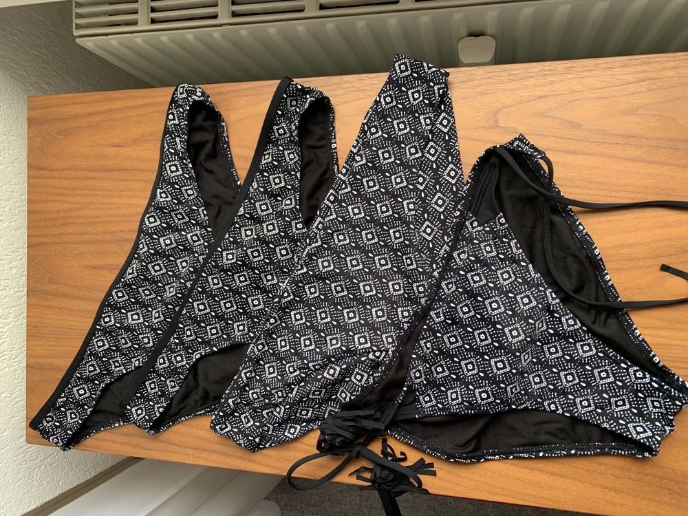 11 piece Oneill bikini set 40 42 XL Gebraucht in Wichtrach für CHF 1