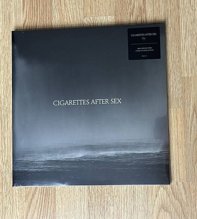 Cigarettes After Sex Cry LP Deluxe Edition Gebraucht In