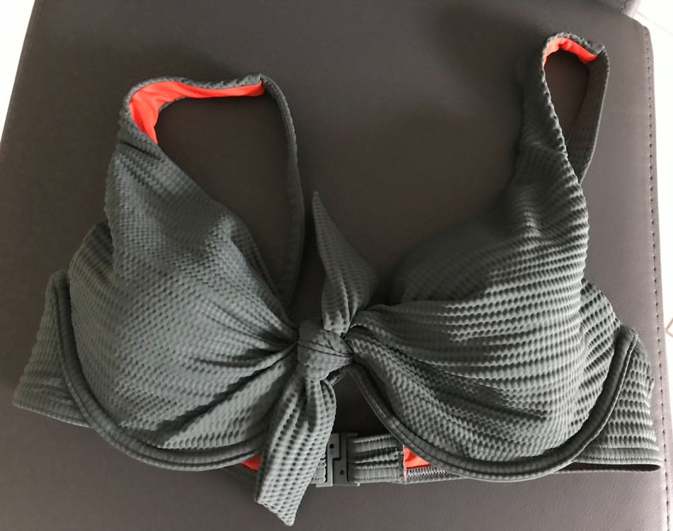 Neues Bikini Oberteil Gr 42 B Kaufen Auf Ricardo