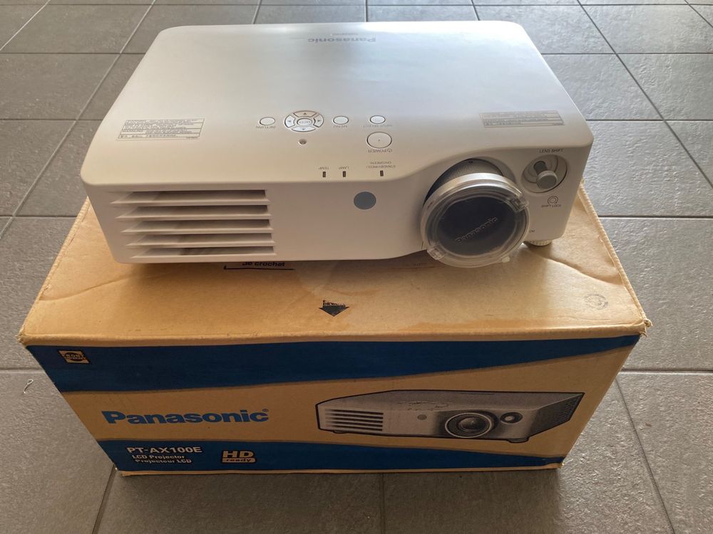 Panasonic Pt Ax E Beamer Kaufen Auf Ricardo