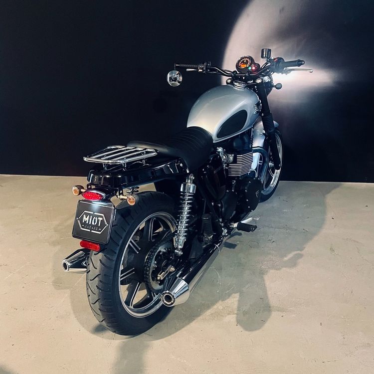 Triumph Bonneville I Naked Bike Kaufen Auf Ricardo