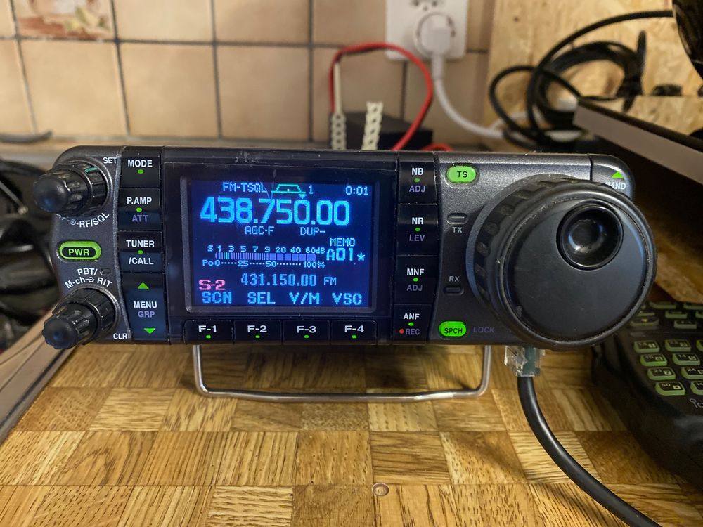 Icom IC 7000 HF VHF UHF All Mode Transceiver Kaufen Auf Ricardo