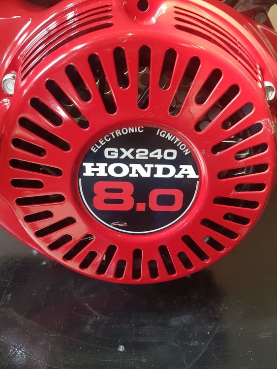 Sehr schöner Honda Benzinmotor GX Kaufen auf Ricardo