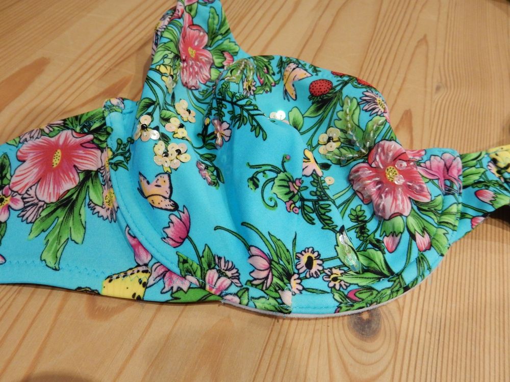 Bikini In T Rkis Mit Blumenmotiv Neu Von Si E Lei C Kaufen Auf Ricardo