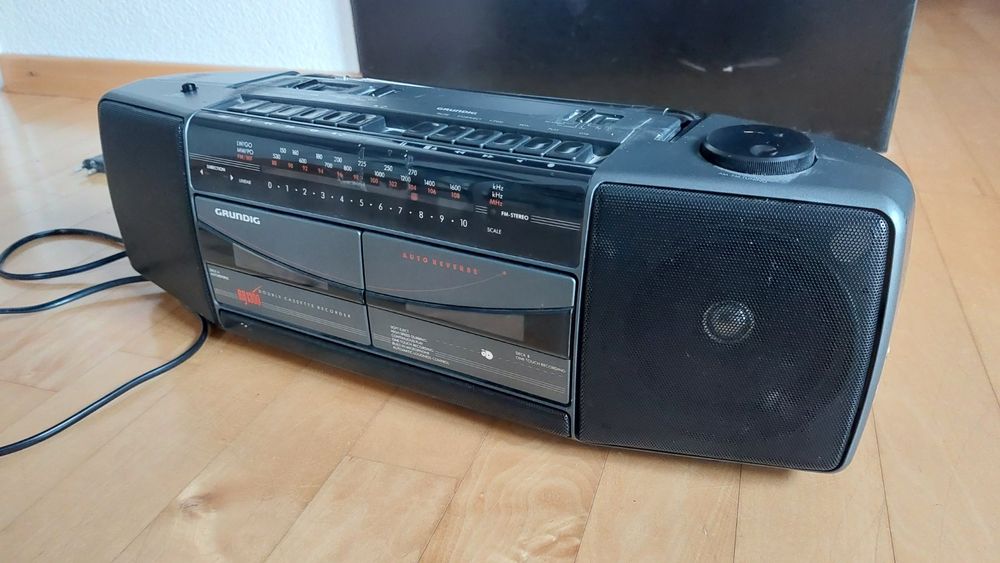 Grundig RR1300 Radio Und Doppel Kassetten Recorder Kaufen Auf Ricardo