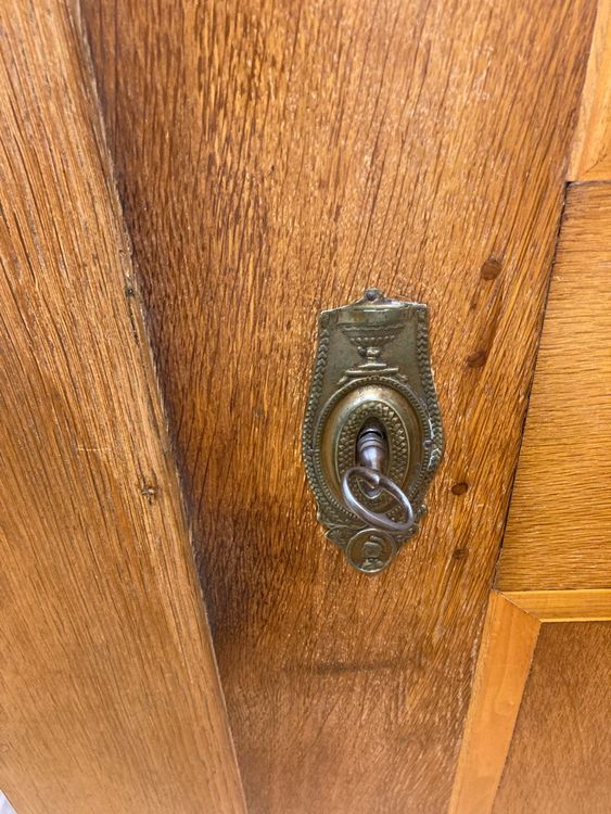 Wunderbarer Antiker Schrank X X Sehr Gepflegt Kaufen Auf