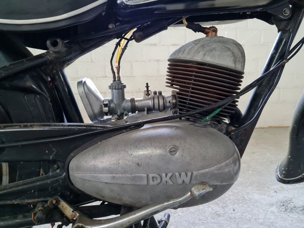 DKW RT250 Bj1970 Oldtimer Veteran Scheunenfund Kaufen Auf Ricardo