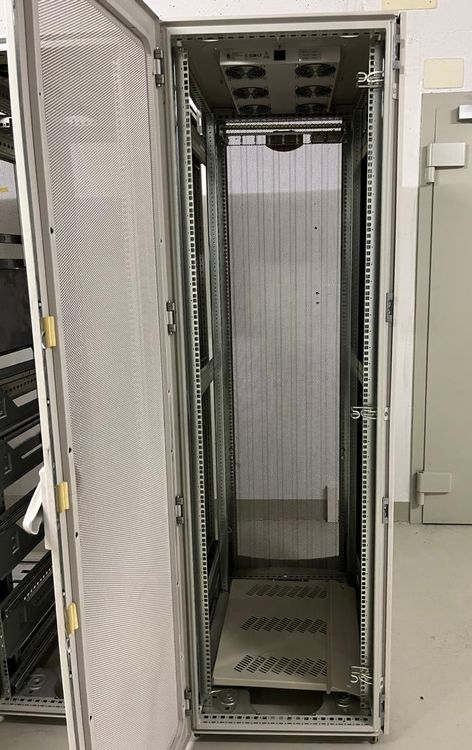 Compaq Server Racks U Kaufen Auf Ricardo